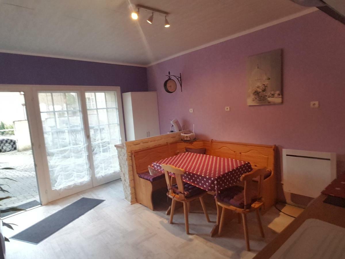La Belle Endormie - Appartement A Fenetrange 外观 照片